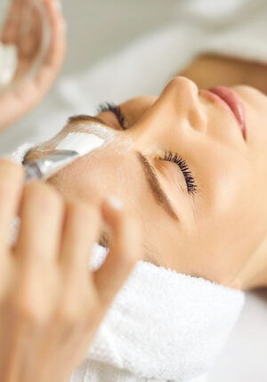 Viso Riattivante &ndash; Stimolo del Collagene